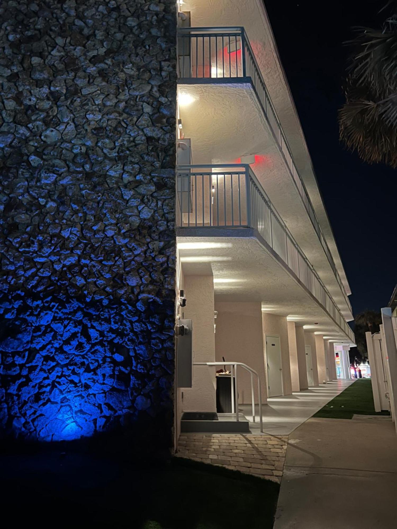 Flamingo Inn Beachfront - Daytona Beach Exterior foto
